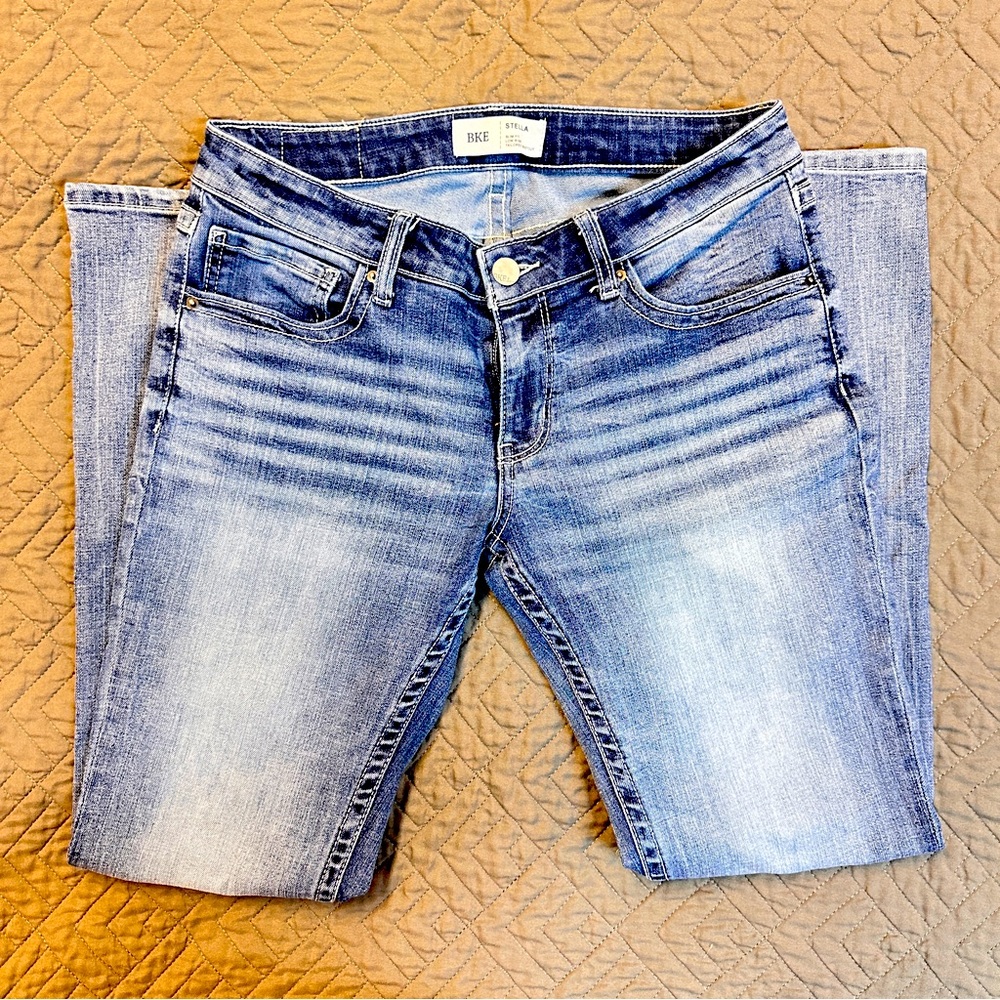 Buckle Jeans
